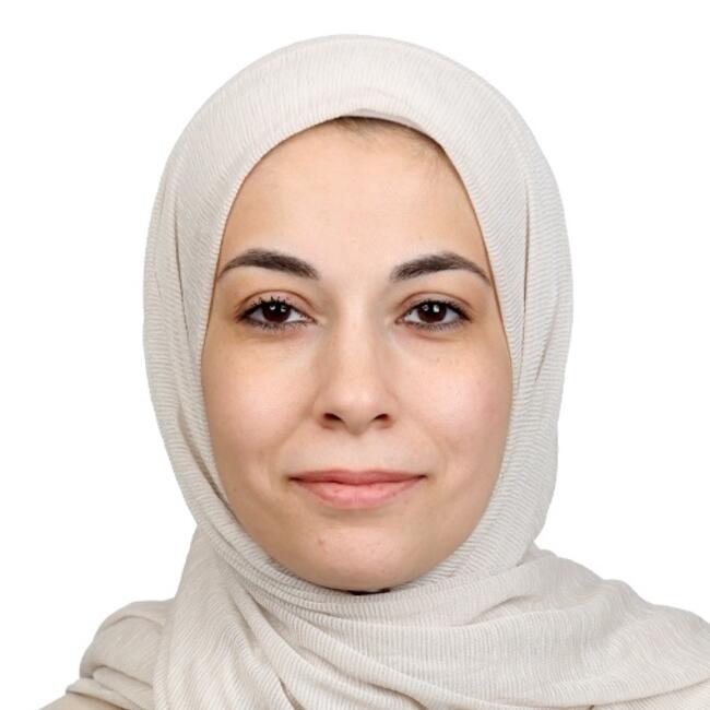 وظيفة جليسة أطفال في أبوظبي: Wafaa