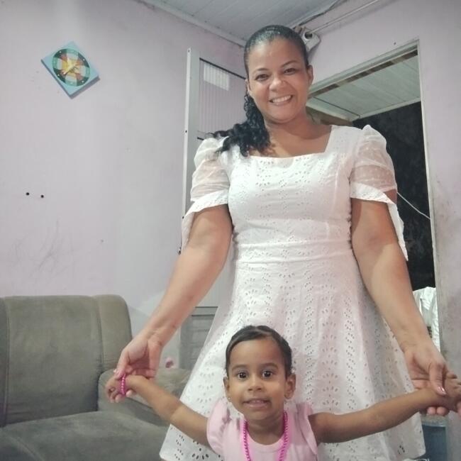 Babysitter in Salvador: Aparecida