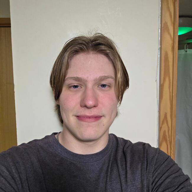 Babysitter in Surbiton: Tobias