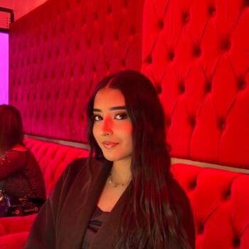 Baby-sitter Pérouges: Sirine