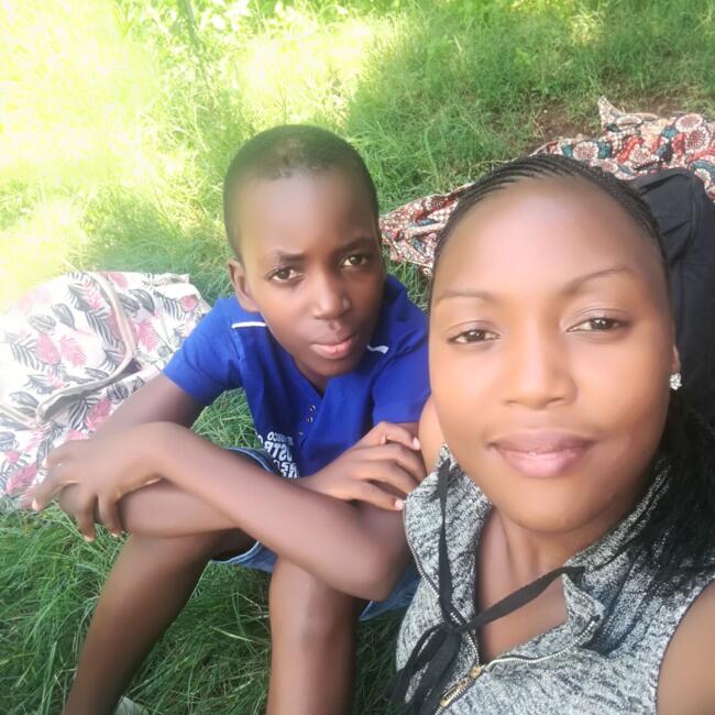 Babysitter in Randburg: Lovenator
