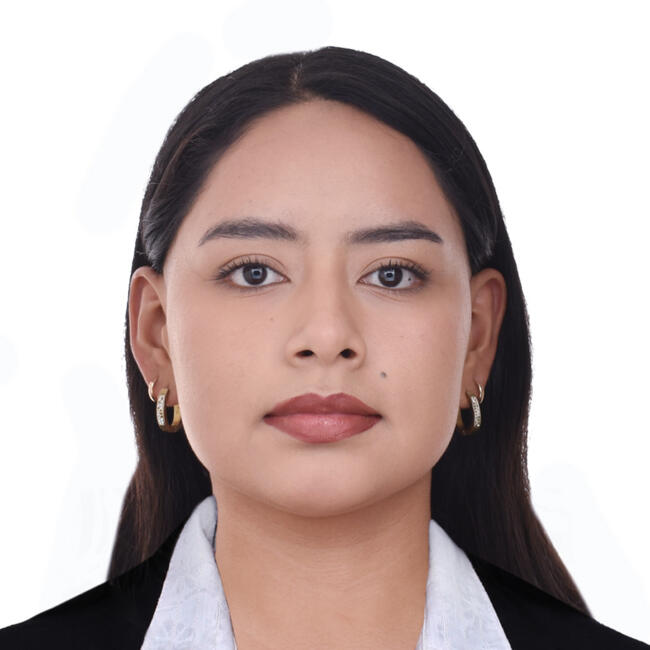 Babysitter in Piura: Estrella