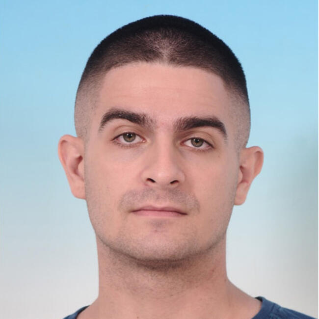 Babysitting job in Péfki (Αττική): Κυριάκος