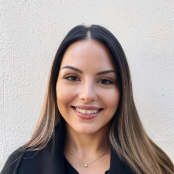 Babysitter in Athens: Γιώτα