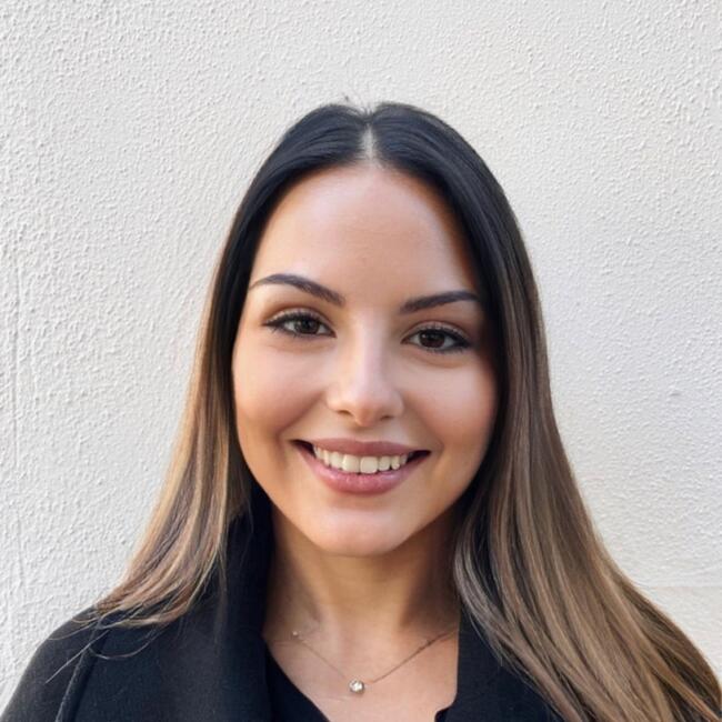 Babysitter in Athens: Γιώτα