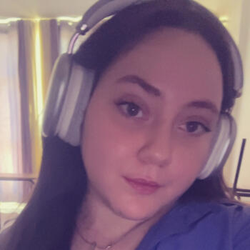 Babysitter Cheraga: Chirine