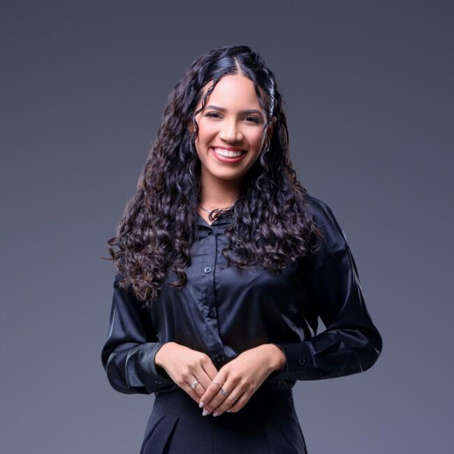 Babá em Aparecida de Goiânia: Ludmila Santos