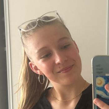 Babysitter in Reims: Sarah