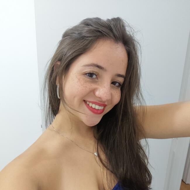 Babysitting job in São Paulo: Luana