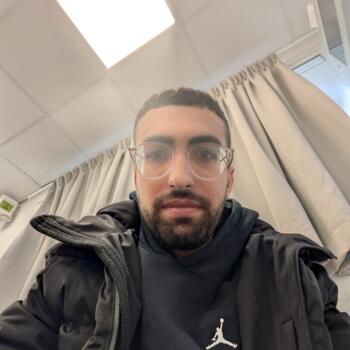 Babysitting job in Herzliya: babysitting job תומר