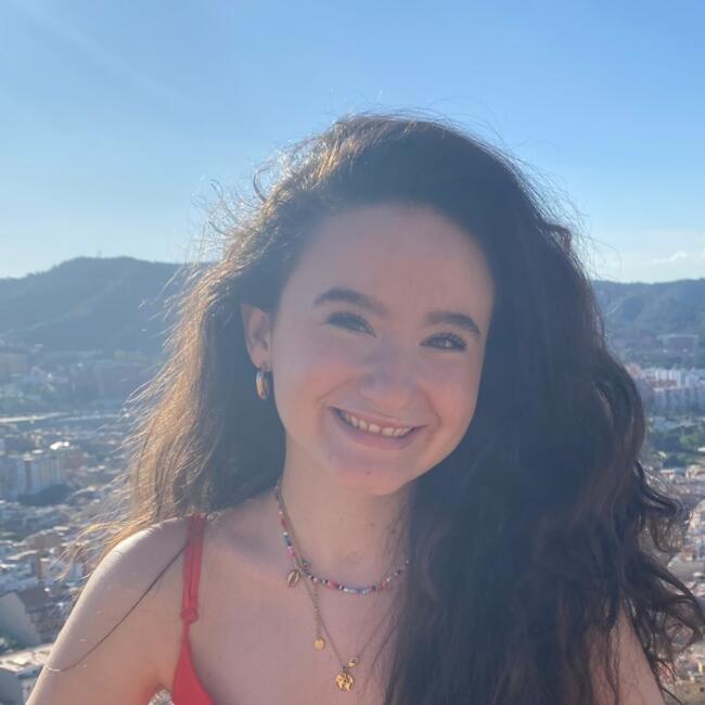 Babysitter in Barcelona: Natalia