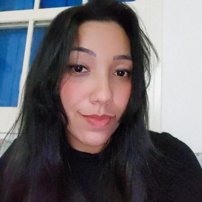 Babysitter in São Sebastião: Ana Paula