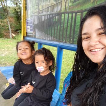 Babysitting job in Guaratinguetá: babysitting job Samara