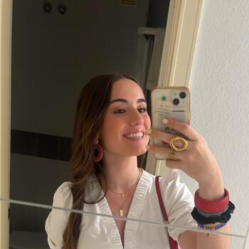 Babysitter in Villanueva de la Cañada: Raquel