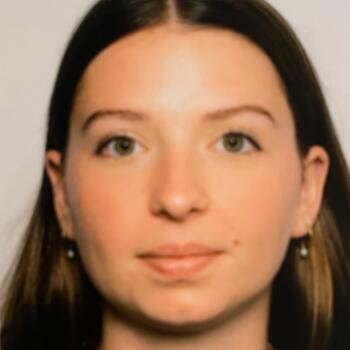 Baby-sitter Villeurbanne: Clémence