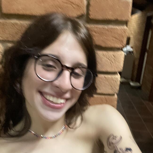 Babysitter in Campinas: Lilian