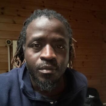 Babysitter Job in Andenne: Babysitter Job Yves