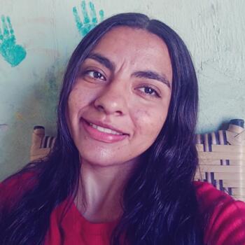 Babysitter in Teresina: Thays