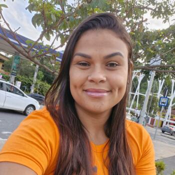 Babysitter in Nova Lima: Daniela