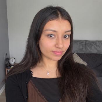 Babysitter in London: Easha
