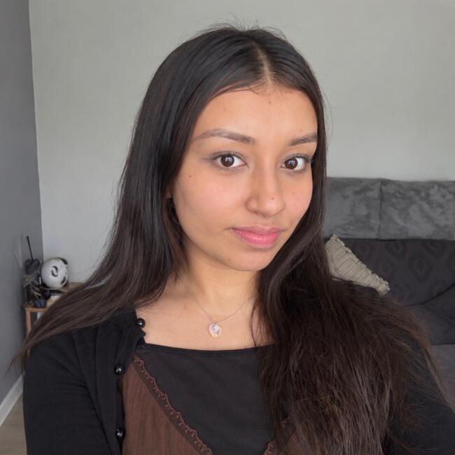 Babysitter in London: Easha
