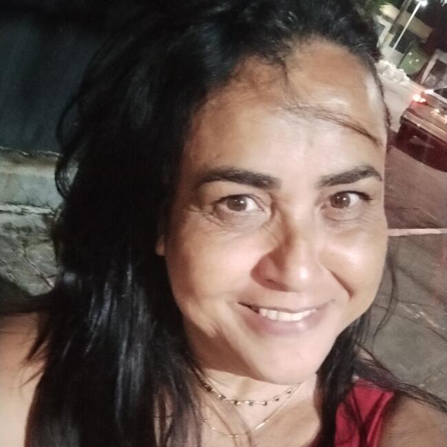 Babysitter in Salvador: Adriana Mayra Silva
