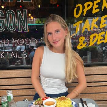 Babysitter in Mortsel: Fee