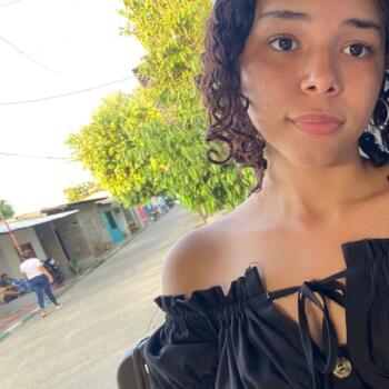 Niñera en Montelíbano: Yicel