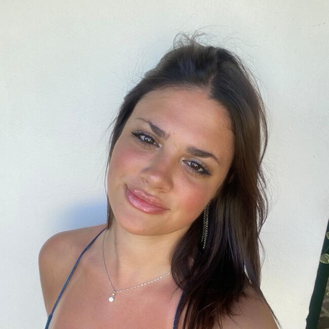 Babysitter in Pilar: Catalina