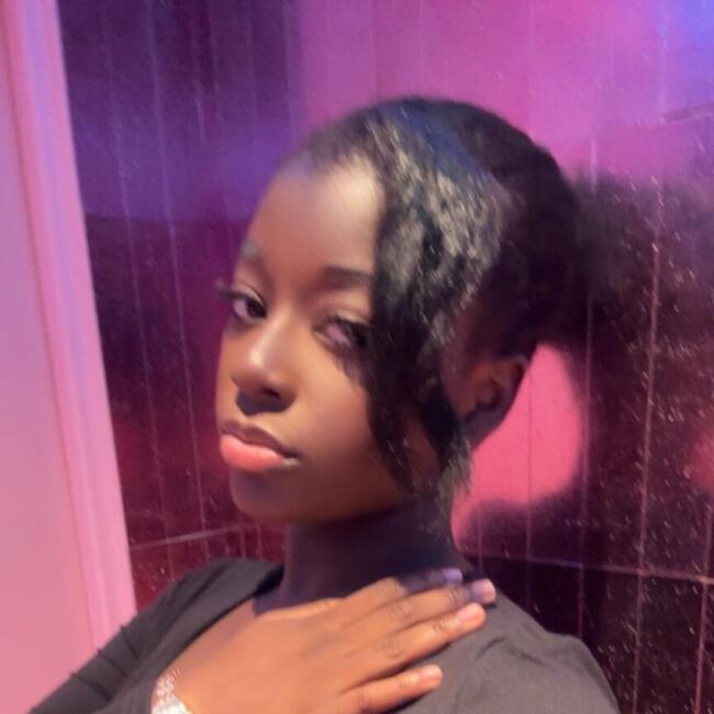 Babysitter in Lille: Nourah