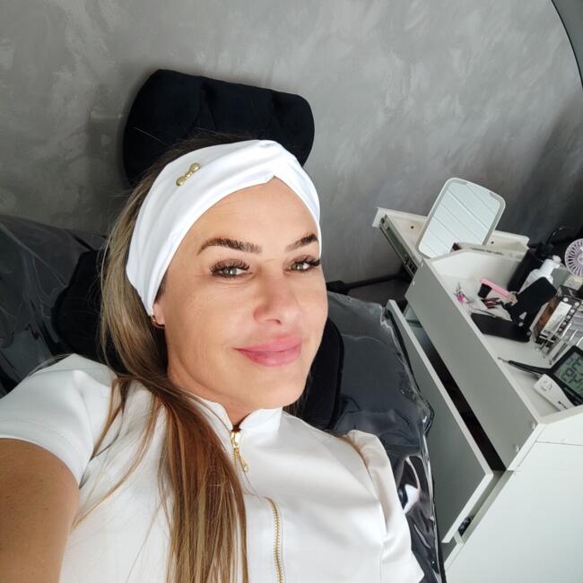 Babysitter in Curitiba: Claudinis