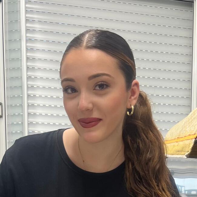 Babysitter in Andora: Giulia