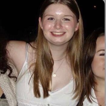 Babysitter in Malakoff: Louise