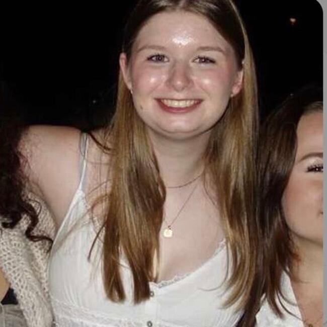 Babysitter in Malakoff: Louise