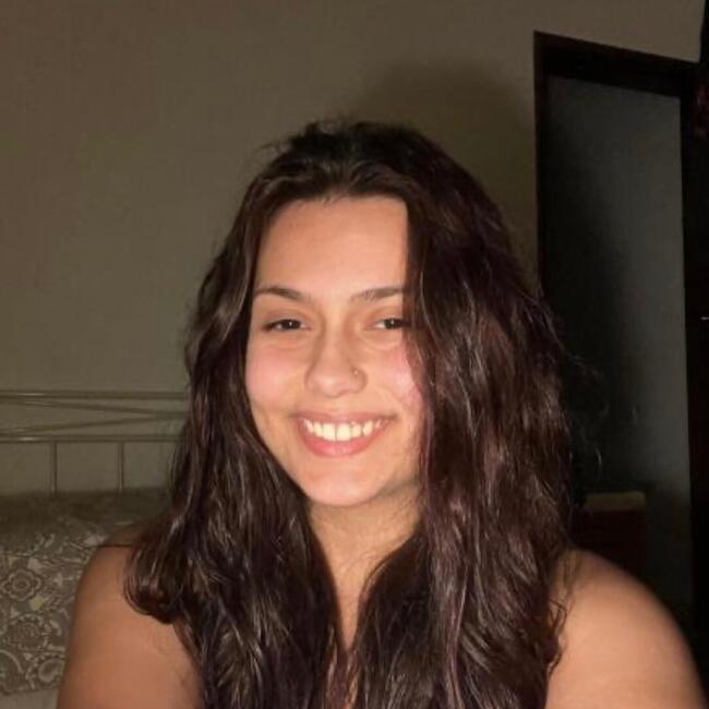 Babysitter in Seixal: Maria