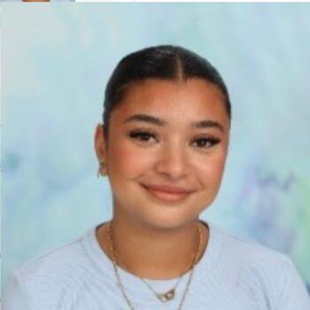 Babysitter in Boulogne-Billancourt: Juliana