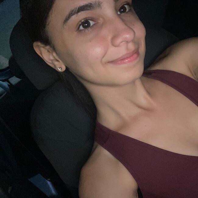 Babysitter in Juiz de Fora: Débora Braga