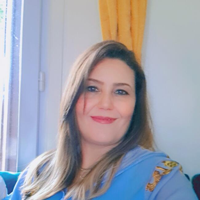 Babysitter in Rosny-sur-Seine: Katia