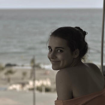 Canguro Sevilla: Laura