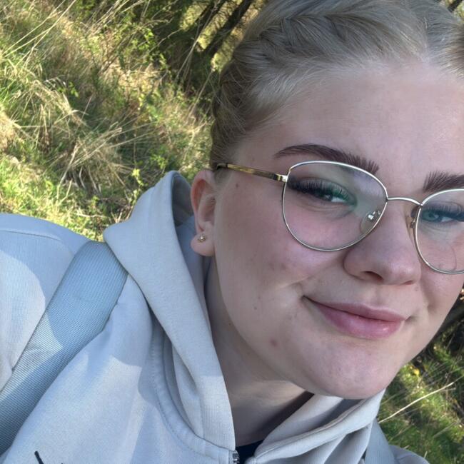 Babysitter in Hagen (Nordrhein-Westfalen): Alyssa