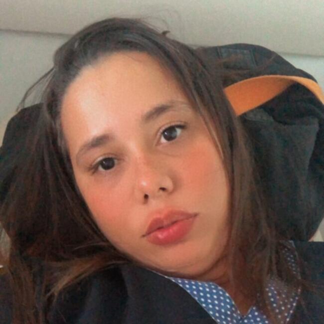 Babysitter in Manaus: Jessica