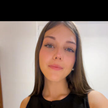 Babysitter in Sant Boi de Llobregat: Nora