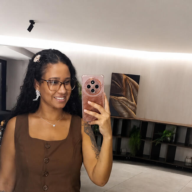 Babá em Olinda: Jéssica