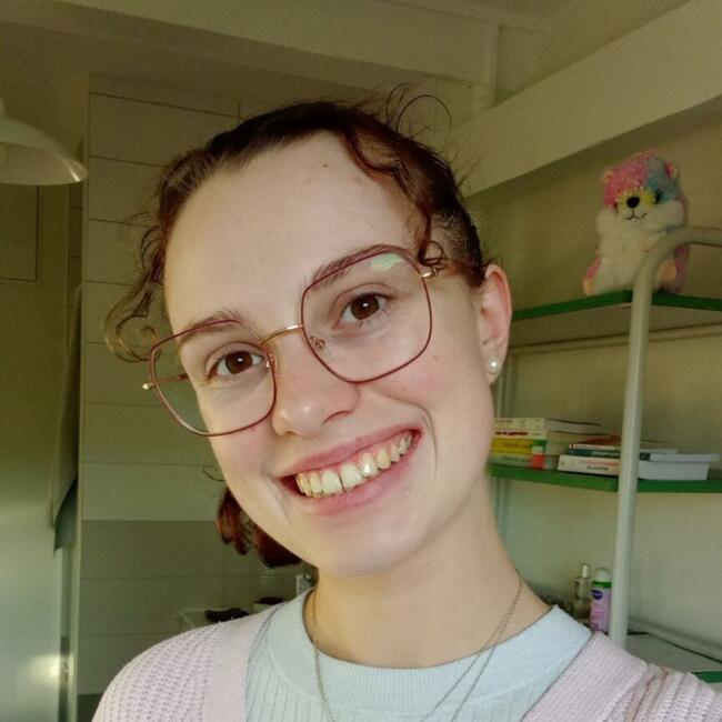 Babysitter in Mothern: Lucie