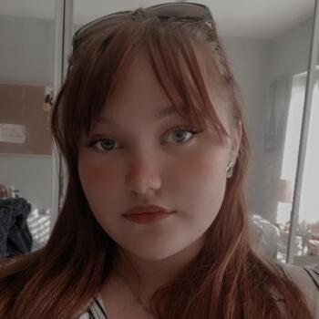 Babysitter in Doncaster: Robyn Mitchell