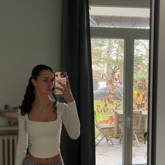 Babysitter in Vert-le-Petit: Eloïse