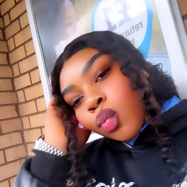 Babysitter in Edinburgh: Benita