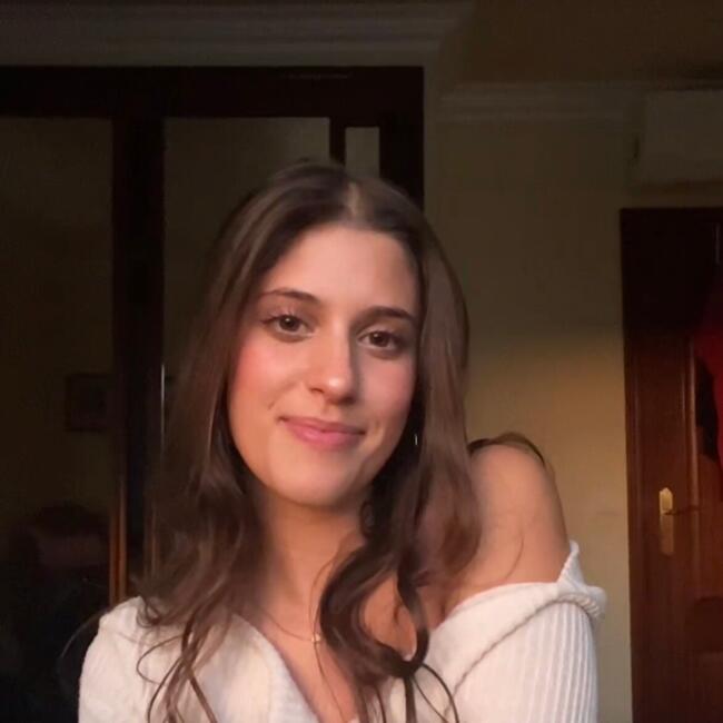 Babysitter in Torres Vedras: Bruna