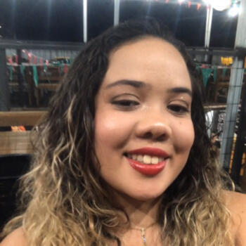 Babá Jaraguá do Sul: O Ariane