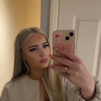 Babysitter in Warlingham: Evie-Rae